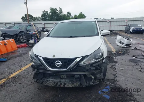 2018 Nissan Sentra Sr z USA, uszkodzony, nr VIN 3N1AB7AP3JY305490